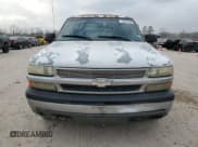 ✅ 2002 Chevrolet Suburban LT • VIN: 1GNEC16ZX2J327776 • Lot: 44775145. Wystawiony na Copart z przebiegiem 305 030 mil. Bezpłatny archiwum sprzedaży aukcyjnych z USA i szczegółowy raport historii pojazdu na DreamBid. Zdjęcie 5.