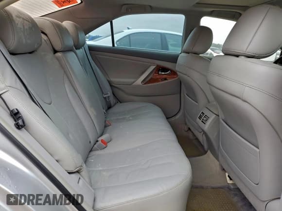 ✅ 2010 Toyota Camry • VIN: 4T1BF3EKXAU101085 • Lot: 94702765. Wystawiony na Copart z przebiegiem 48 231 mil. Bezpłatny archiwum sprzedaży aukcyjnych z USA i szczegółowy raport historii pojazdu na DreamBid. Zdjęcie 10.