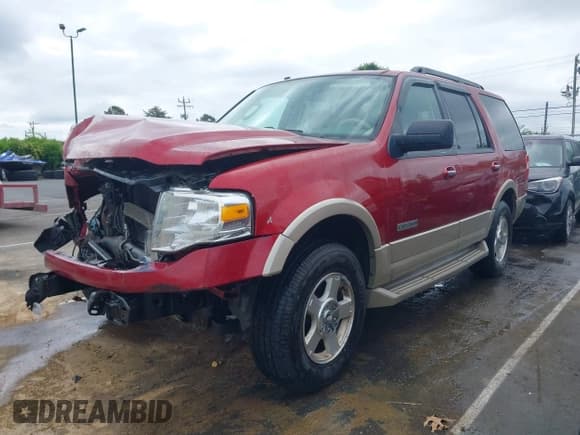 ✅ 2007 Ford Expedition Eddie Bauer • VIN: 1FMFU17577LA72906 • Lot: 42134402. Listed on IAAI with 341,083 mi. Free auction sales archive from the USA and detailed vehicle history report at DreamBid. Image 18.