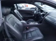 ✅ 2015 Jaguar XK XKR • VIN: SAJWA4EC3FMB55519 • Lot: 36145703. Wystawiony na Copart z przebiegiem Nie podano. Bezpłatny archiwum sprzedaży aukcyjnych z USA i szczegółowy raport historii pojazdu na DreamBid. Zdjęcie 10.