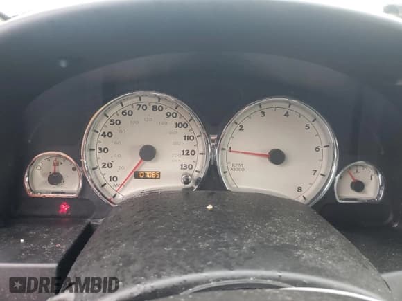 ✅ 2007 Saturn VUE V6 • VIN: 5GZCZ53417S846326 • Lot: 56464825. Wystawiony na Copart z przebiegiem 107 085 mil. Bezpłatny archiwum sprzedaży aukcyjnych z USA i szczegółowy raport historii pojazdu na DreamBid. Zdjęcie 9.