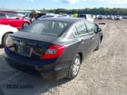 ✅ 2012 Honda Civic LX • VIN: 2HGFB2F59CH571507 • Lot: 43367861. Wystawiony na IAAI z przebiegiem 197 252 mil. Bezpłatny archiwum sprzedaży aukcyjnych z USA i szczegółowy raport historii pojazdu na DreamBid. Zdjęcie 4.