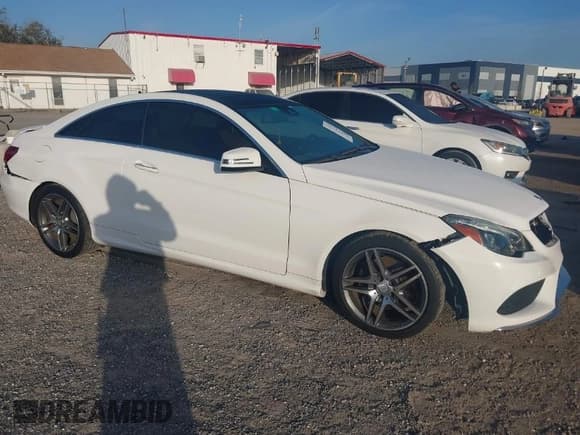 ✅ 2016 Mercedes-Benz E 400 • VIN: WDDKJ6FB3GF322906 • Lot: 41711553. Listed on IAAI with 59,833 mi. Free auction sales archive from the USA and detailed vehicle history report at DreamBid. Image 1.