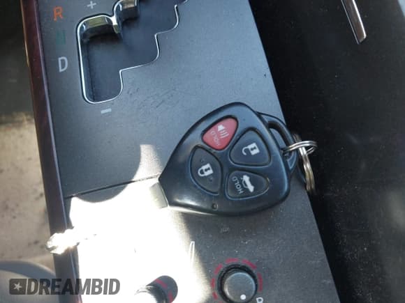 ✅ 2011 Toyota Avalon • VIN: 4T1BK3DB5BU410557 • Lot: 43053044. Listed on IAAI with 174,926 mi. Free auction sales archive from the USA and detailed vehicle history report at DreamBid. Image 11.