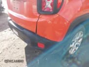 ✅ 2015 Jeep Renegade Latitude • VIN: ZACCJBBT3FPB47297 • Lot: 43670184. Wystawiony na IAAI z przebiegiem 131 300 mil. Bezpłatny archiwum sprzedaży aukcyjnych z USA i szczegółowy raport historii pojazdu na DreamBid. Zdjęcie 6.