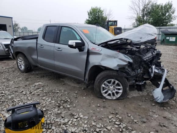 ✅ 2024 Chevrolet Silverado 1500 • VIN: 1GCVDDE86RZ100399 • Лот: 66282075. Опубликован ранее на Copart с пробегом 44 253 миль. Бесплатный доступ к архиву аукционных продаж из США и подробный отчёт об истории автомобиля на DreamBid. Изображение 4.