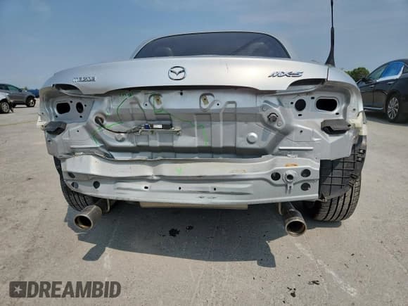 ✅ 2007 Mazda MX-5 Miata Grand Touring • VIN: JM1NC26F670136454 • Лот: 71676095. Опубликован ранее на Copart с пробегом 51 246 миль. Бесплатный доступ к архиву аукционных продаж из США и подробный отчёт об истории автомобиля на DreamBid. Изображение 6.