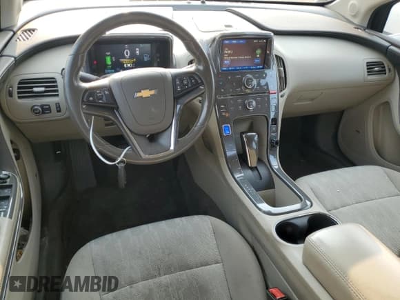 ✅ 2013 Chevrolet Volt • VIN: 1G1RA6E49DU113682 • Lot: 64180644. Wystawiony na Copart z przebiegiem 117 625 mil. Bezpłatny archiwum sprzedaży aukcyjnych z USA i szczegółowy raport historii pojazdu na DreamBid. Zdjęcie 8.