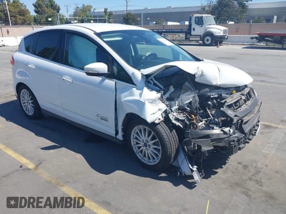 ✅ 2016 Ford C-Max SEL • VIN: 1FADP5CUXGL101893 • Лот: 42789782. Опубликован ранее на IAAI с пробегом 68 073 миль. Бесплатный доступ к архиву аукционных продаж из США и подробный отчёт об истории автомобиля на DreamBid. Изображение 1.