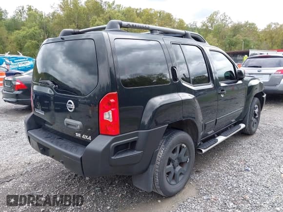 ✅ 2010 Nissan Xterra Off Road • VIN: 5N1AN0NW4AC516845 • Lot: 43334027. Wystawiony na IAAI z przebiegiem 188 868 mil. Bezpłatny archiwum sprzedaży aukcyjnych z USA i szczegółowy raport historii pojazdu na DreamBid. Zdjęcie 4.