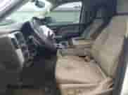 2018 Chevrolet Silverado 1500 LT с VIN 3GCUKREC5JG643220, выставлен на аукционе Copart как лот 58513625 с пробегом Не указан миль и Списание • Salvage title. История ставок и продаж доступна на DreamBid. Изображение 7.