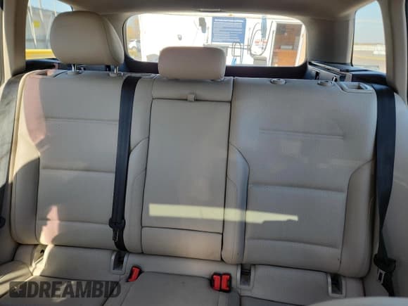 ✅ 2017 Volkswagen Golf S • VIN: 3VWH17AU3HM536215 • Лот: 91123855. Опубликован ранее на Copart с пробегом 118 821 миль. Бесплатный доступ к архиву аукционных продаж из США и подробный отчёт об истории автомобиля на DreamBid. Изображение 10.