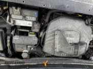 ✅ 2017 Kia Sedona L • VIN: KNDMA5C14H6284094 • Lot: 91991695. Wystawiony na Copart z przebiegiem 229 224 mil. Bezpłatny archiwum sprzedaży aukcyjnych z USA i szczegółowy raport historii pojazdu na DreamBid. Zdjęcie 7.