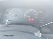 ✅ 1998 Dodge 2500 • VIN: 1B7KF2363WJ175493 • Lot: 42791635. Wystawiony na IAAI z przebiegiem 240 056 mil. Bezpłatny archiwum sprzedaży aukcyjnych z USA i szczegółowy raport historii pojazdu na DreamBid. Zdjęcie 7.