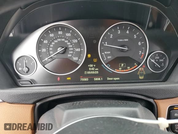 ✅ 2014 BMW 4 Series 435i • VIN: WBA3T3C52EP737743 • Лот: 55526655. Опубликован ранее на Copart с пробегом 75 583 миль. Бесплатный доступ к архиву аукционных продаж из США и подробный отчёт об истории автомобиля на DreamBid. Изображение 9.