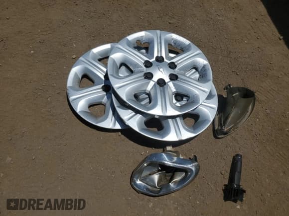 ✅ 2014 Chevrolet Traverse LS • VIN: 1GNKVFEDXEJ225673 • Lot: 60501775. Wystawiony na Copart z przebiegiem 170 102 mil. Bezpłatny archiwum sprzedaży aukcyjnych z USA i szczegółowy raport historii pojazdu na DreamBid. Zdjęcie 13.