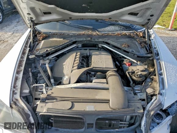 ✅ 2011 BMW X5 35i • VIN: 5UXZV4C56BL740739 • Lot: 94752835. Wystawiony na Copart z przebiegiem 92 925 mil. Bezpłatny archiwum sprzedaży aukcyjnych z USA i szczegółowy raport historii pojazdu na DreamBid. Zdjęcie 12.