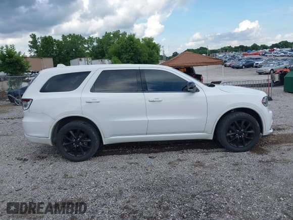 ✅ 2017 Dodge Durango GT • VIN: 1C4RDJDG4HC657290 • Lot: 42695892. Wystawiony na IAAI z przebiegiem 85 819 mil. Bezpłatny archiwum sprzedaży aukcyjnych z USA i szczegółowy raport historii pojazdu na DreamBid. Zdjęcie 13.