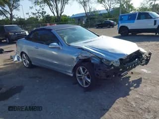 ✅ 2008 Mercedes-Benz CLK 350 • VIN: WDBTK56F98T098874 • Lot: 42236820. Wystawiony na IAAI z przebiegiem 86 870 mil. Bezpłatny archiwum sprzedaży aukcyjnych z USA i szczegółowy raport historii pojazdu na DreamBid. Zdjęcie 1.