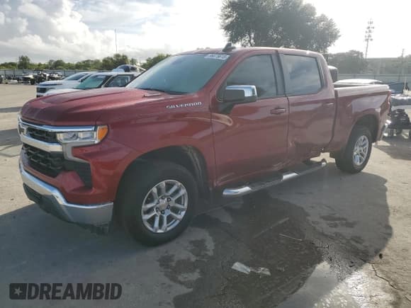 ✅ 2024 Chevrolet Silverado 1500 LT • VIN: 1GCPACEK5RZ402290 • Lot: 86075615. Wystawiony na Copart z przebiegiem 33 565 mil. Bezpłatny archiwum sprzedaży aukcyjnych z USA i szczegółowy raport historii pojazdu na DreamBid. Zdjęcie 1.