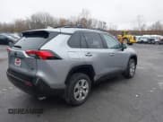 ✅ 2025 Toyota RAV4 SE • VIN: JTMCB3FV4SD274566 • Lot: 43590362. Wystawiony na IAAI z przebiegiem 4 470 mil. Bezpłatny archiwum sprzedaży aukcyjnych z USA i szczegółowy raport historii pojazdu na DreamBid. Zdjęcie 4.