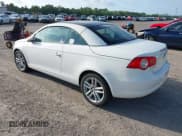 ✅ 2009 Volkswagen Eos Lux • VIN: WVWFA71FX9V016130 • Lot: 42731052. Wystawiony na IAAI z przebiegiem 126 346 mil. Bezpłatny archiwum sprzedaży aukcyjnych z USA i szczegółowy raport historii pojazdu na DreamBid. Zdjęcie 3.