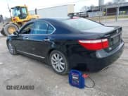 ✅ 2008 Lexus LS 460 • VIN: JTHBL46F385061102 • Lot: 43890893. Listed on IAAI with 147,892 mi. Free auction sales archive from the USA and detailed vehicle history report at DreamBid. Image 3.