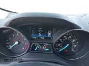 ✅ 2017 Ford Escape SE • VIN: 1FMCU0GD7HUE77583 • Лот: 43035853. Опубликован ранее на IAAI с пробегом 70 398 миль. Бесплатный доступ к архиву аукционных продаж из США и подробный отчёт об истории автомобиля на DreamBid. Изображение 7.