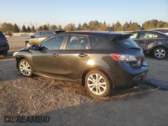 ✅ 2011 Mazda 3 S Grand Touring • VIN: JM1BL1M55B1473191 • Лот: 91447595. Опубликован ранее на Copart с пробегом 141 123 миль. Бесплатный доступ к архиву аукционных продаж из США и подробный отчёт об истории автомобиля на DreamBid. Изображение 2.