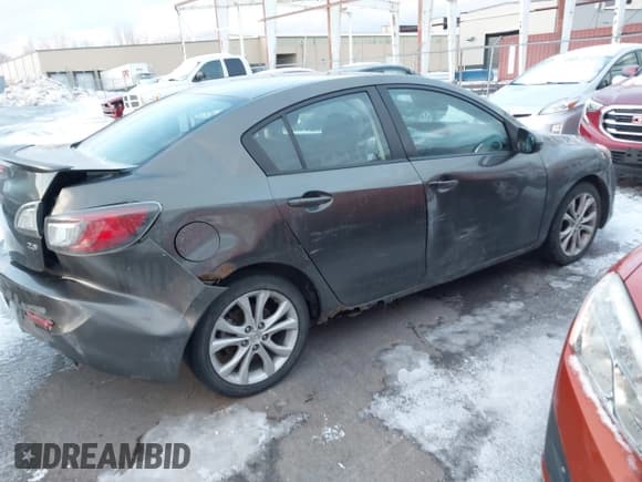 ✅ 2010 Mazda 3 S Grand Touring • VIN: JM1BL1S61A1328515 • Lot: 43864475. Listed on IAAI with 186,375 mi. Free auction sales archive from the USA and detailed vehicle history report at DreamBid. Image 4.