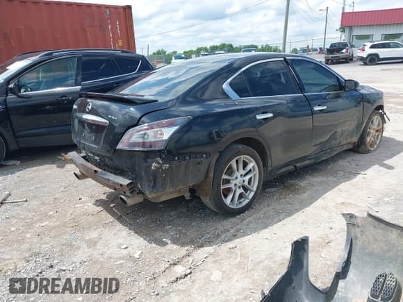 ✅ 2014 Nissan Maxima SV • VIN: 1N4AA5AP3EC450764 • Lot: 42270183. Listed on IAAI with 166,772 mi. Free auction sales archive from the USA and detailed vehicle history report at DreamBid. Image 4.