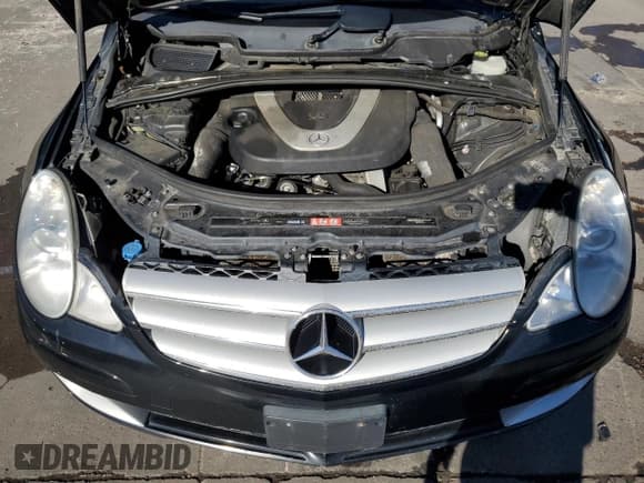 ✅ 2006 Mercedes-Benz R 3.5L • VIN: 4JGCB65E66A004079 • Лот: 71790604. Опубликован ранее на Copart с пробегом 207 221 миль. Бесплатный доступ к архиву аукционных продаж из США и подробный отчёт об истории автомобиля на DreamBid. Изображение 12.