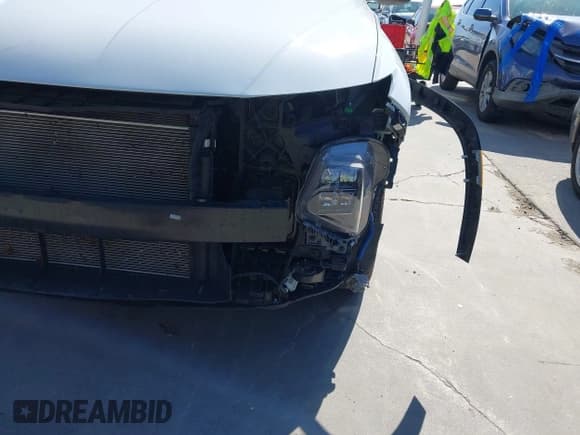 ✅ 2025 Hyundai Tucson SEL • VIN: 5NMJB3DE2SH495004 • Lot: 43651320. Listed on IAAI with 25,130 mi. Free auction sales archive from the USA and detailed vehicle history report at DreamBid. Image 21.