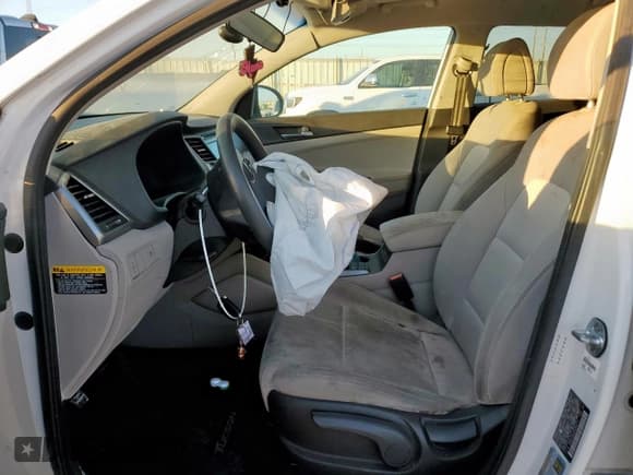 ✅ 2017 Hyundai Tucson SE • VIN: KM8J23A4XHU394771 • Lot: 93012135. Wystawiony na Copart z przebiegiem 114 630 mil. Bezpłatny archiwum sprzedaży aukcyjnych z USA i szczegółowy raport historii pojazdu na DreamBid. Zdjęcie 7.