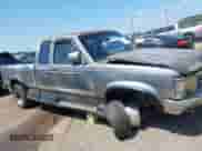 1992 Dodge Dakota z VIN 1B7GL23Y2NS520540, wystawiony jako IAAI lot #43021685 z przebiegiem 151 267 mil mil oraz . Historia ofert i sprzedaży dostępna na DreamBid. Obrazek 13.