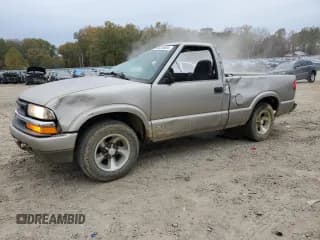 ✅ 2000 Chevrolet S-10 LS • VIN: 1GCCS1458YK287851 • Лот: 82625554. Опубликован ранее на Copart с пробегом 134 584 миль. Бесплатный доступ к архиву аукционных продаж из США и подробный отчёт об истории автомобиля на DreamBid. Изображение 1.