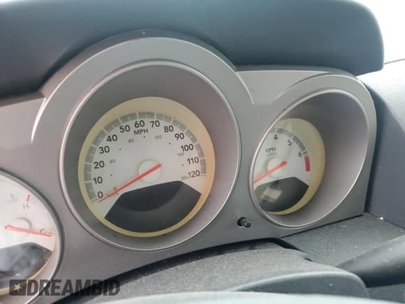 ✅ 2009 Dodge Avenger SE • VIN: 1B3LC46B99N518808 • Лот: 72904024. Опубликован ранее на Copart с пробегом Не указан. Бесплатный доступ к архиву аукционных продаж из США и подробный отчёт об истории автомобиля на DreamBid. Изображение 9.