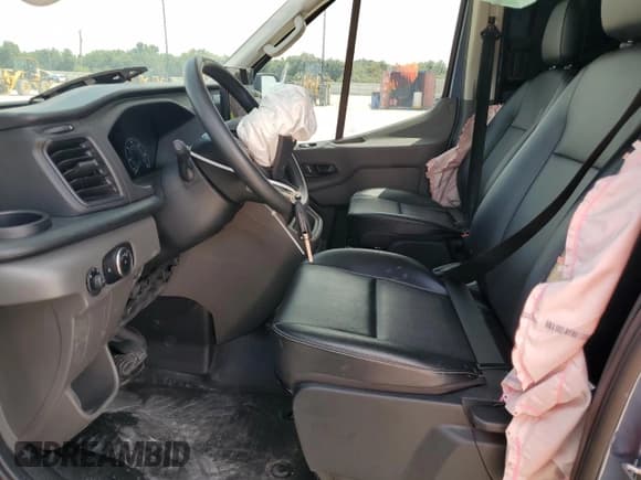 ✅ 2023 Ford Transit • VIN: 1FTRS4XG4PKA49535 • Лот: 70256894. Опубликован ранее на Copart с пробегом 21 740 миль. Бесплатный доступ к архиву аукционных продаж из США и подробный отчёт об истории автомобиля на DreamBid. Изображение 7.