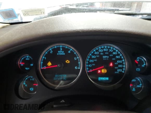 ✅ 2008 GMC Sierra Denali • VIN: 2GTEK638981187789 • Лот: 68648585. Опубликован ранее на Copart с пробегом 237 697 миль. Бесплатный доступ к архиву аукционных продаж из США и подробный отчёт об истории автомобиля на DreamBid. Изображение 9.