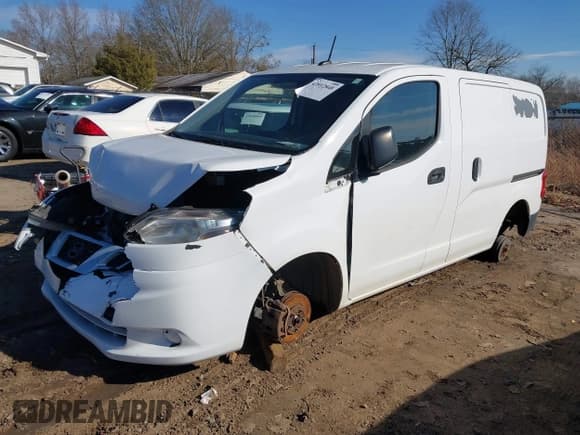 ✅ 2020 Nissan NV200 SV • VIN: 3N6CM0KN4LK697774 • Lot: 43912848. Wystawiony na IAAI z przebiegiem 102 848 mil. Bezpłatny archiwum sprzedaży aukcyjnych z USA i szczegółowy raport historii pojazdu na DreamBid. Zdjęcie 17.