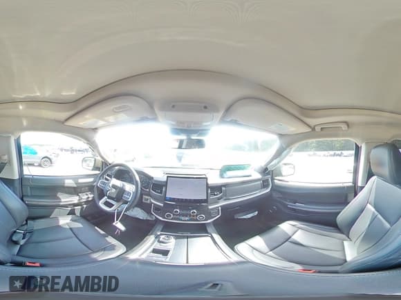 ✅ 2024 Ford Expedition XLT • VIN: 1FMJU1H85REA22239 • Лот: 70154205. Опубликован ранее на Copart с пробегом 5 251 миль. Бесплатный доступ к архиву аукционных продаж из США и подробный отчёт об истории автомобиля на DreamBid. Изображение 15.