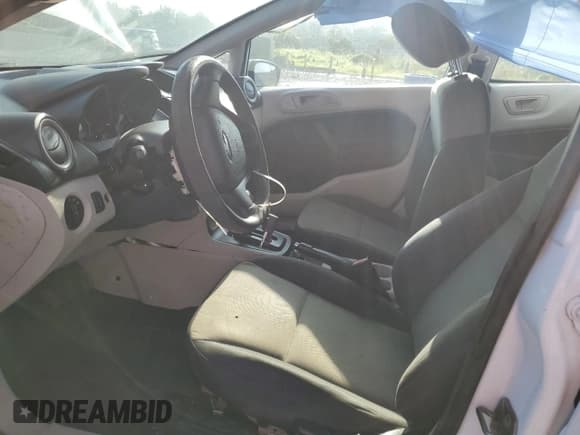 ✅ 2013 Ford Fiesta S • VIN: 3FADP4TJ1DM215176 • Lot: 70181585. Listed on Copart with 133,942 mi. Free auction sales archive from the USA and detailed vehicle history report at DreamBid. Image 7.