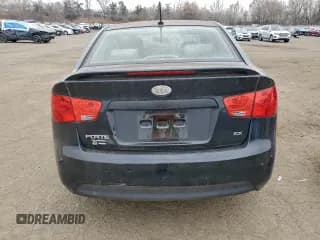 ✅ 2013 Kia Forte EX • VIN: KNAFU4A2XD5721003 • Lot: 93836505. Listed on Copart with Not provided. Free auction sales archive from the USA and detailed vehicle history report at DreamBid. Image 6.