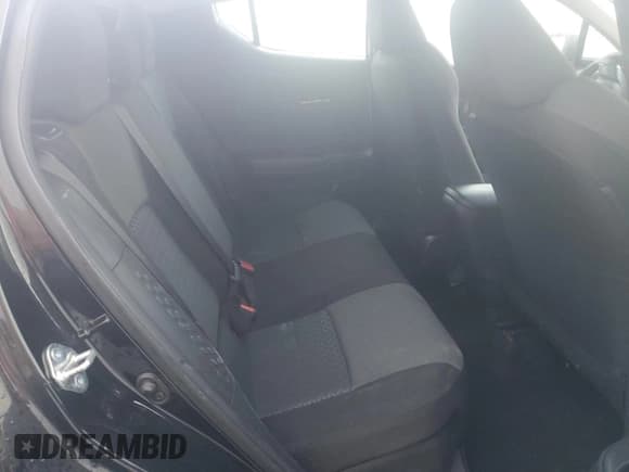 ✅ 2021 Toyota C-HR LE • VIN: JTNKHMBXXM1125442 • Lot: 80911975. Listed on Copart with 177,597 mi. Free auction sales archive from the USA and detailed vehicle history report at DreamBid. Image 11.