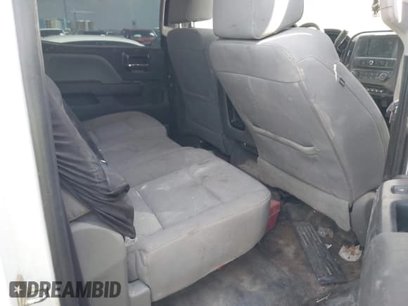 ✅ 2017 Chevrolet Silverado 2500HD Work Truck • VIN: 1GC1KUEG6HF197955 • Lot: 42968573. Wystawiony na IAAI z przebiegiem 319 387 mil. Bezpłatny archiwum sprzedaży aukcyjnych z USA i szczegółowy raport historii pojazdu na DreamBid. Zdjęcie 8.