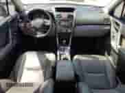 2014 Subaru Forester 2.5i z VIN JF2SJAAC7EH415332, wystawiony jako Copart lot #69635855 z przebiegiem 130 140 mil mil oraz Czysty tytuł • Clean title. Historia ofert i sprzedaży dostępna na DreamBid. Obrazek 8.