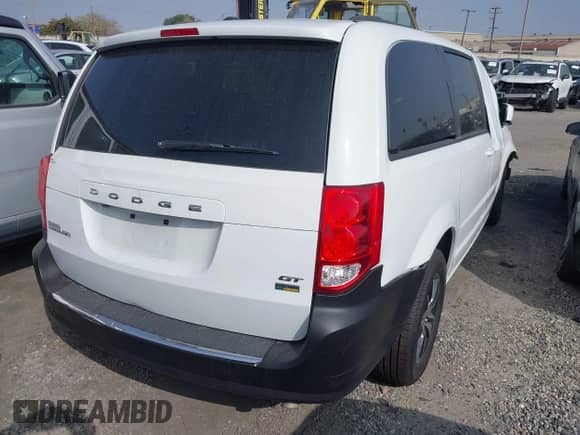 2017 Dodge Grand Caravan GT с VIN 2C4RDGEG0HR639328, выставлен на аукционе IAAI как лот 43469342 с пробегом 69 967 миль миль и . История ставок и продаж доступна на DreamBid. Изображение 4.