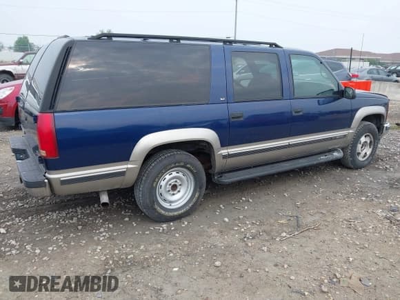 ✅ 1999 GMC Suburban • VIN: 1GKFK16R3XJ794937 • Лот: 42855951. Опубликован ранее на IAAI с пробегом 125 867 миль. Бесплатный доступ к архиву аукционных продаж из США и подробный отчёт об истории автомобиля на DreamBid. Изображение 4.