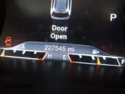 ✅ 2016 Jeep Cherokee Limited • VIN: 1C4PJMDB0GW151409 • Lot: 43711984. Wystawiony na IAAI z przebiegiem 227 545 mil. Bezpłatny archiwum sprzedaży aukcyjnych z USA i szczegółowy raport historii pojazdu na DreamBid. Zdjęcie 16.