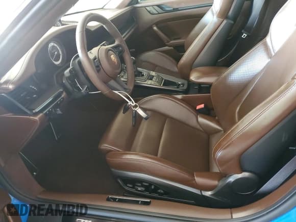 ✅ 2022 Porsche 911 Carrera S • VIN: WP0CB2A9XNS244573 • Lot: 74810984. Listed on Copart with Not provided. Free auction sales archive from the USA and detailed vehicle history report at DreamBid. Image 7.